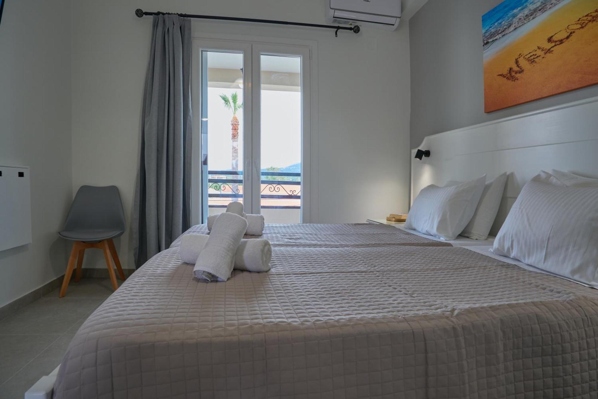 Fiona Apartments Roda  Extérieur photo