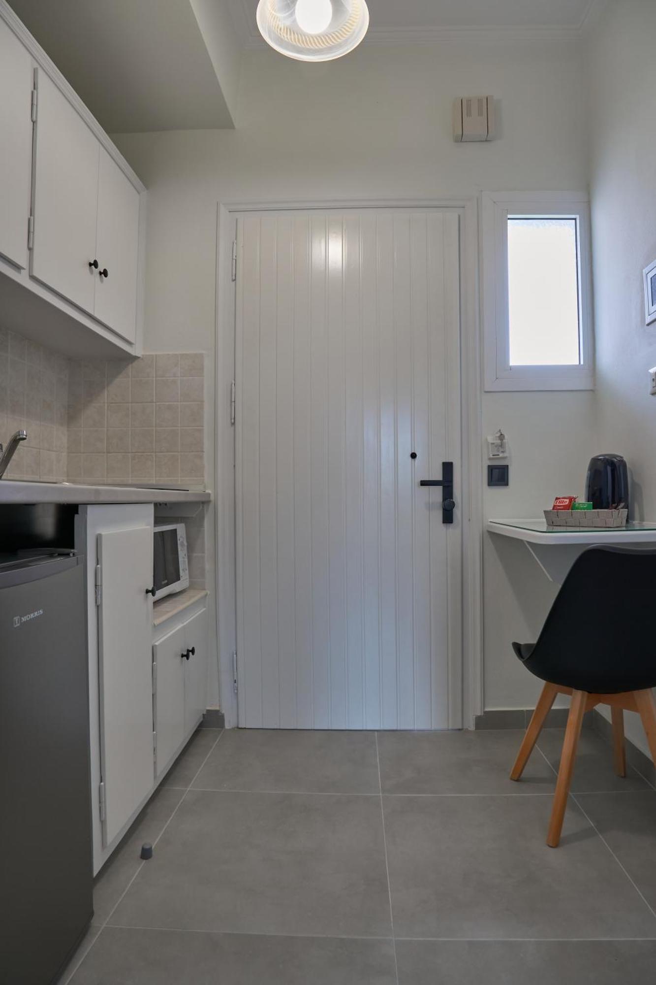 Fiona Apartments Roda  Extérieur photo
